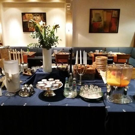 Hotel Rheinterrasse Benrath Düsseldorf Eksteriør billede